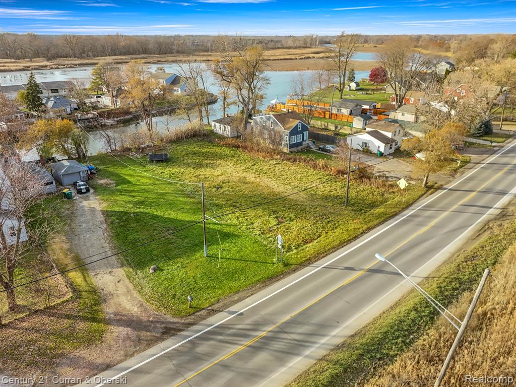 5 W Jefferson Avenue, Brownstown, MI — Photo 12