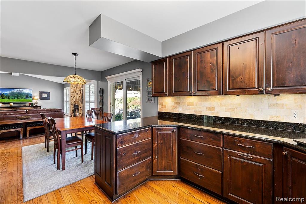 41908 Pon Meadow Drive, Northville, MI 48168 — Photo 17