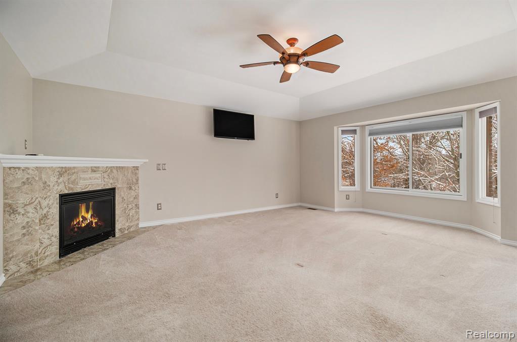 2298 Meadow Court, Leonard, MI 48367 — Photo 23