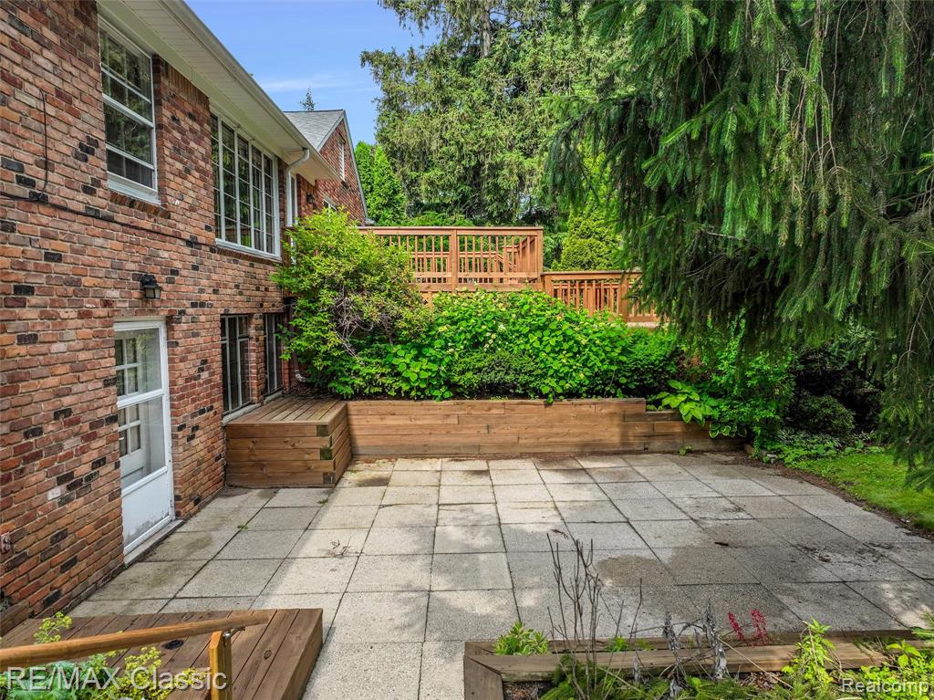 830 JONATHAN Lane, Bloomfield Hills, MI 48302 — Photo 44