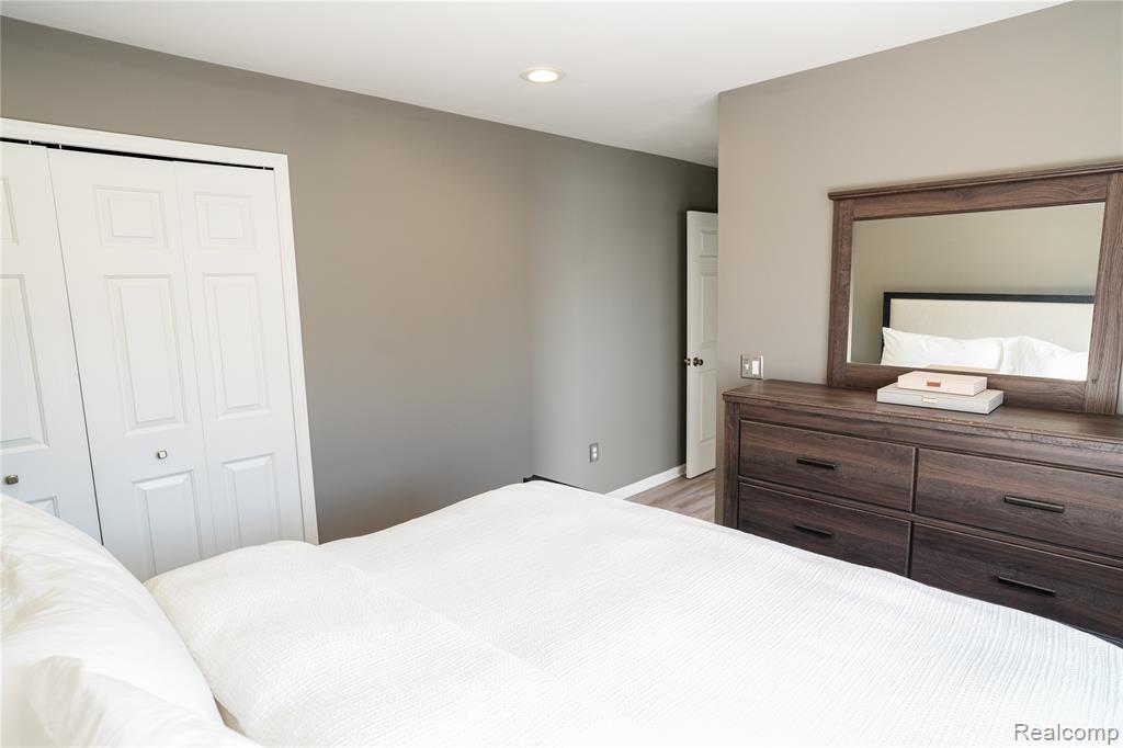 5633 Acorn Lane, Sterling Heights, MI 48314 — Photo 18