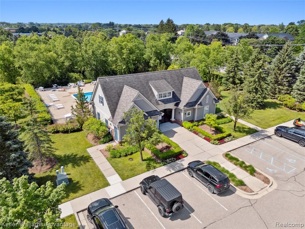 3201 Addington Drive, Commerce Twp, MI 48390 — Photo 16
