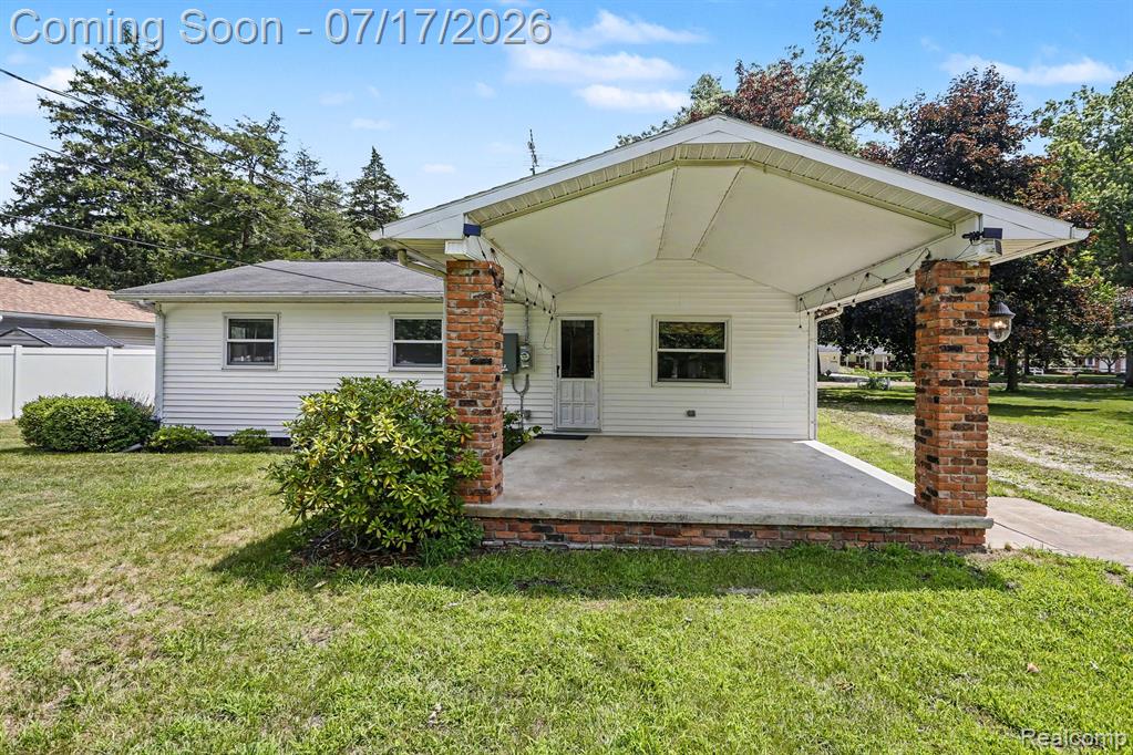 17450 Martinsville Road, Belleville, MI 48111 — Photo 23