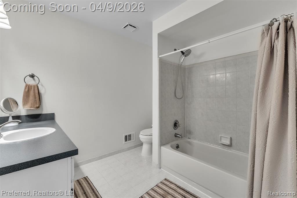 11673 Diamond Lane, Washington, MI — Photo 42