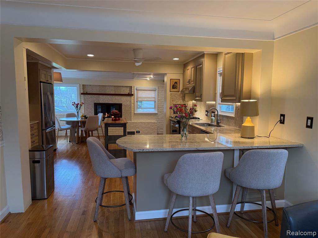 950 W LINCOLN Street, Birmingham, MI 48009 — Photo 13
