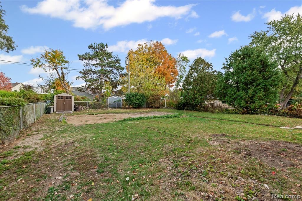 8 Hovey Street, Oxford, MI 48371 — Photo 38