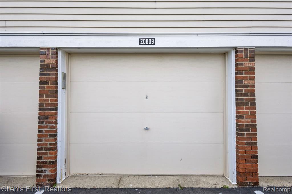 20809 W Glen Haven Circle, Novi, MI 48167 — Photo 31