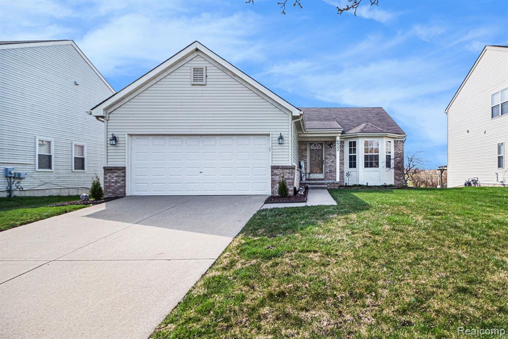 6922 POPLAR Drive, Ypsilanti, MI 48197 — Photo 2