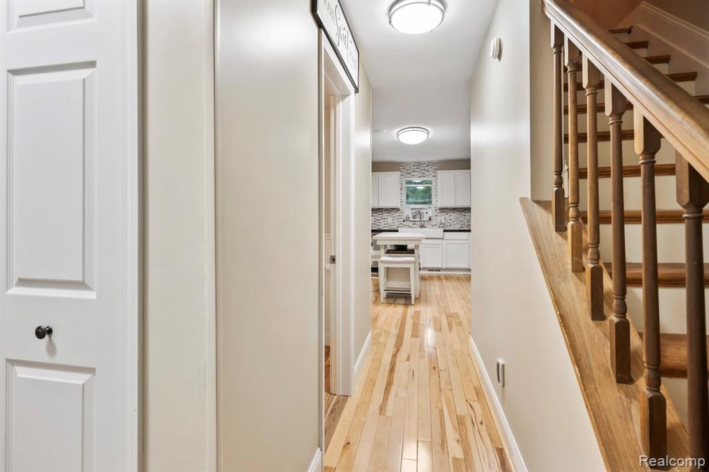 6550 Avon Drive, Brighton, MI 48116 — Photo 6