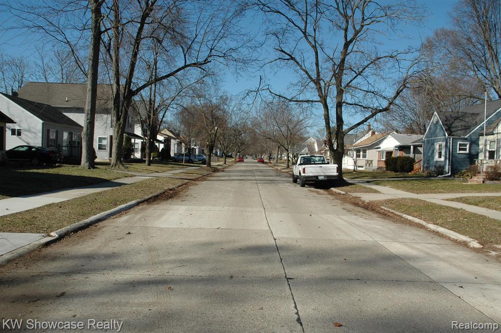 611 MARLIN Avenue, Royal Oak, MI 48067 — Photo 19