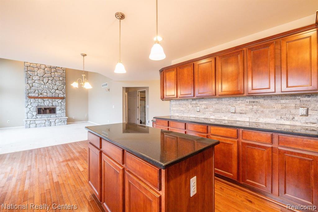7653 Wood Brook Road, Ann Arbor, MI 48103 — Photo 28