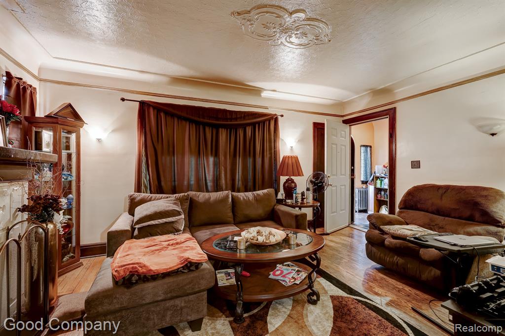 8339 CARRIE Street, Detroit, MI 48211 — Photo 16