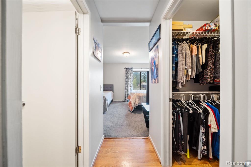 6540 RIDGEFIELD Circle, 204, West Bloomfield, MI — Photo 15