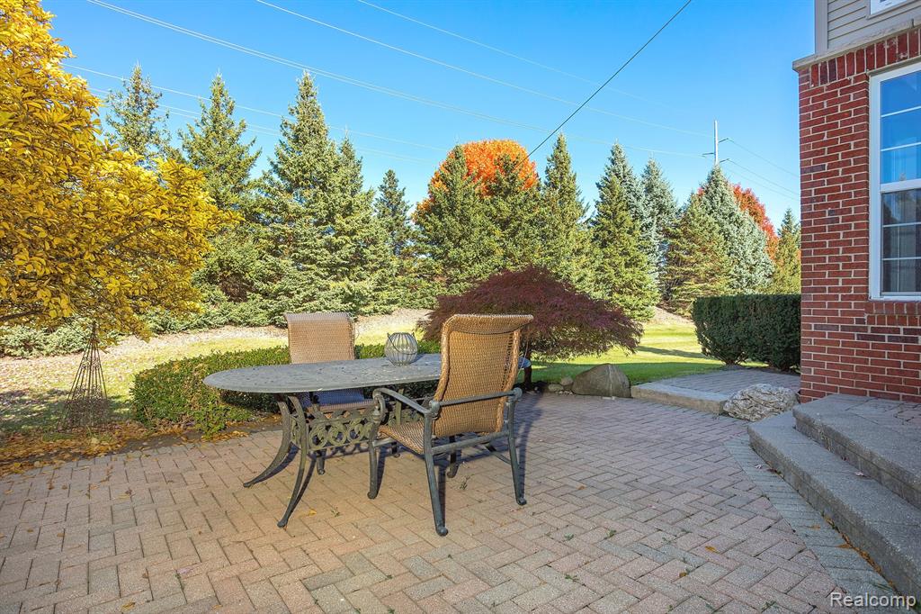 48850 FREESTONE Drive, Northville, MI 48168 — Photo 54