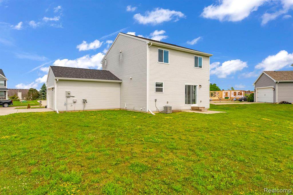 7019 Marigold Court, Grand Blanc, MI 48439 — Photo 46