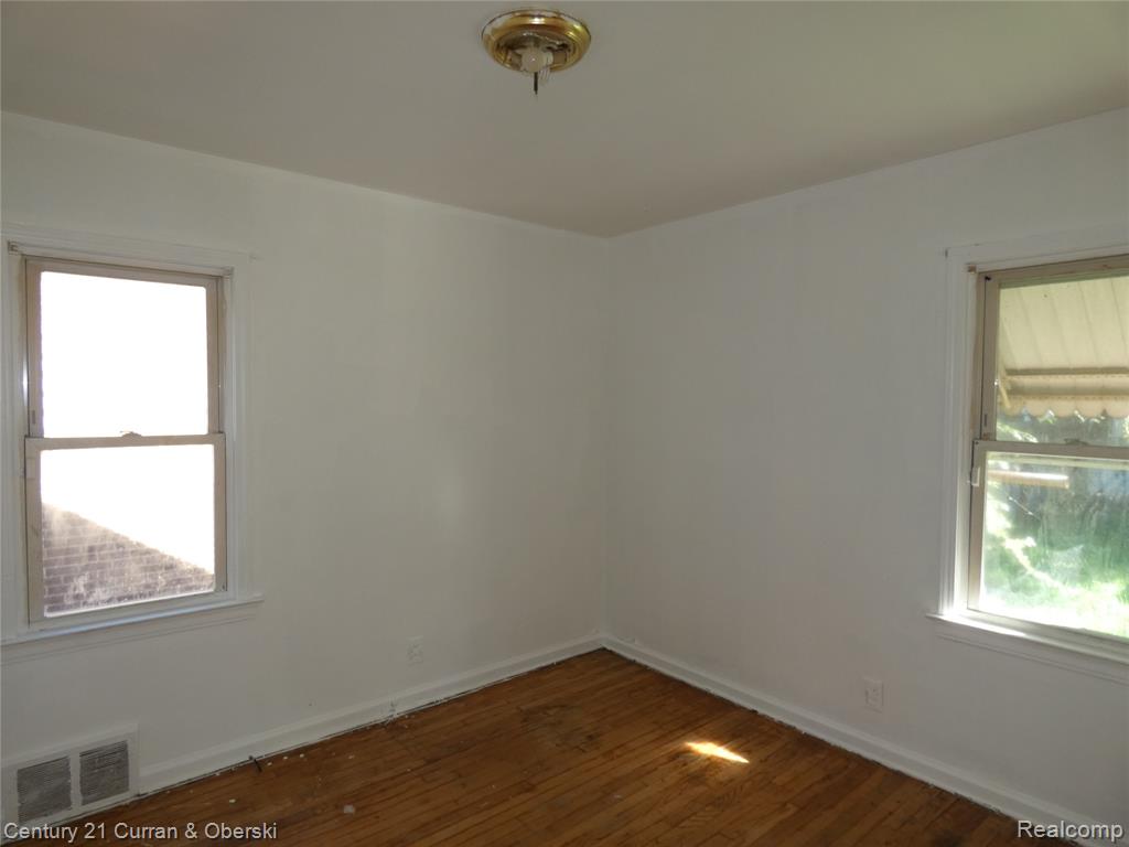 20466 Spencer Street, Detroit, MI 48234 — Photo 15
