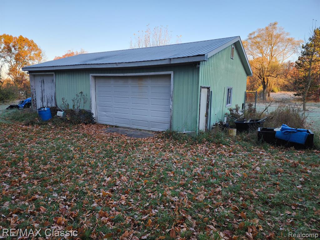 4125 N TIPSICO LAKE Road, Hartland, MI 48353 — Photo 7