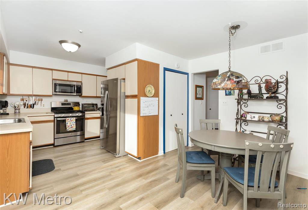6129 Westbrooke Drive, West Bloomfield, MI — Photo 15