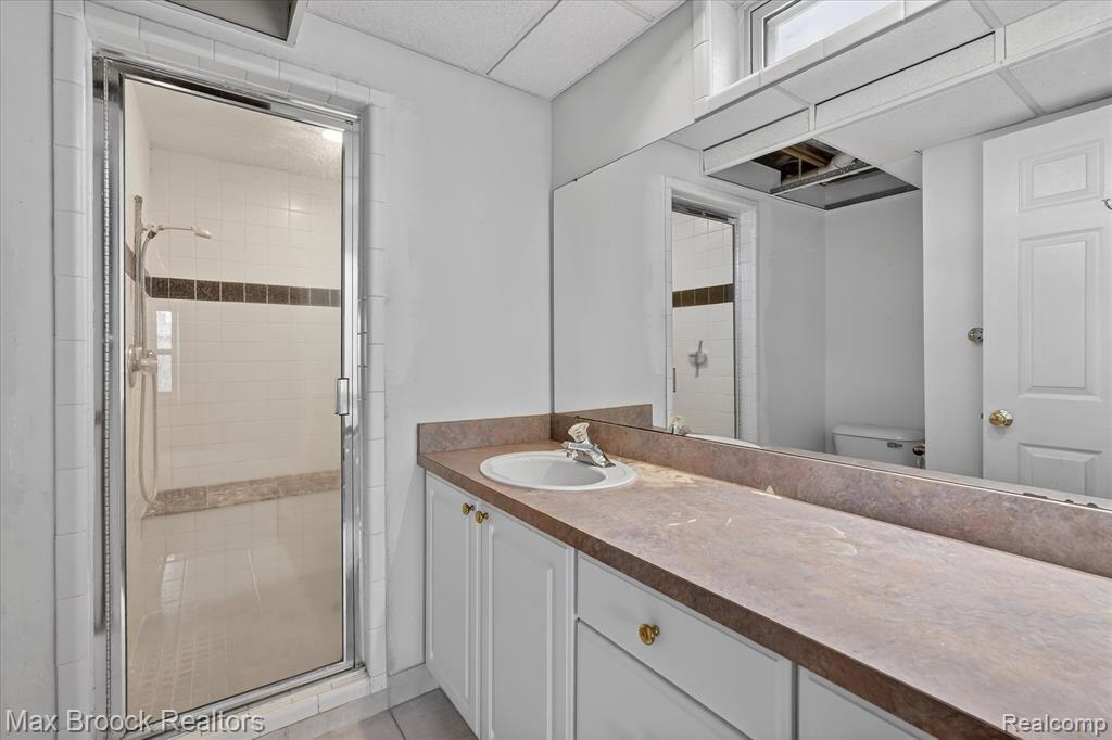 5001 Sylvanview Drive, Clarkston, MI 48348 — Photo 34