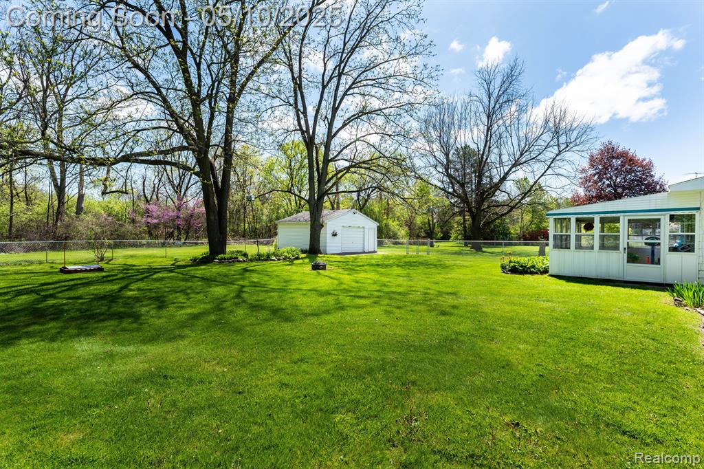 5200 N JENNINGS Road, Flint, MI 48504 — Photo 32