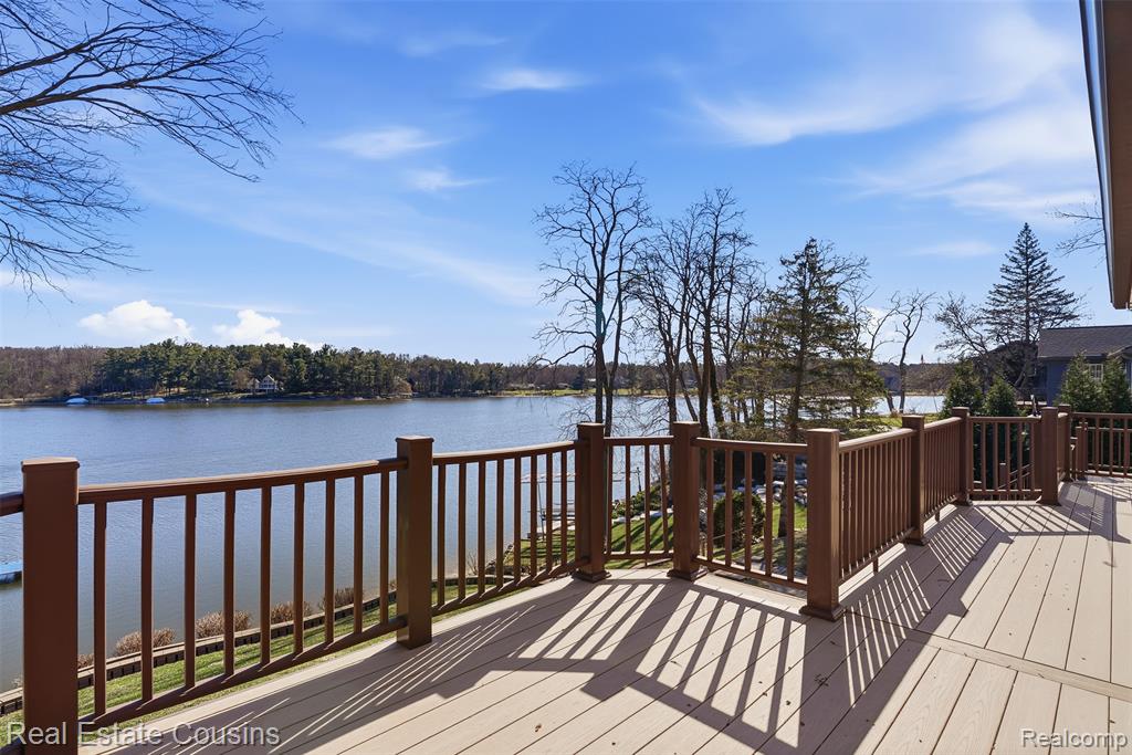 8028 Ore Knob Drive, Fenton, MI 48430 — Photo 43