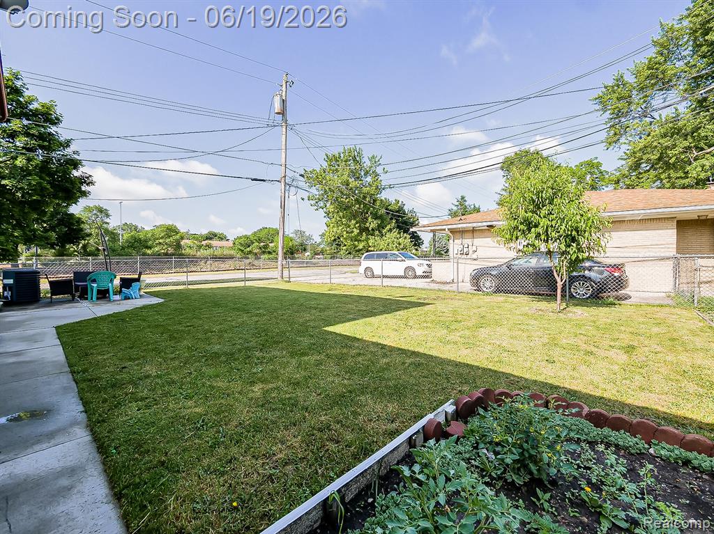 27051 Demrick Street, Roseville, MI 48066 — Photo 20