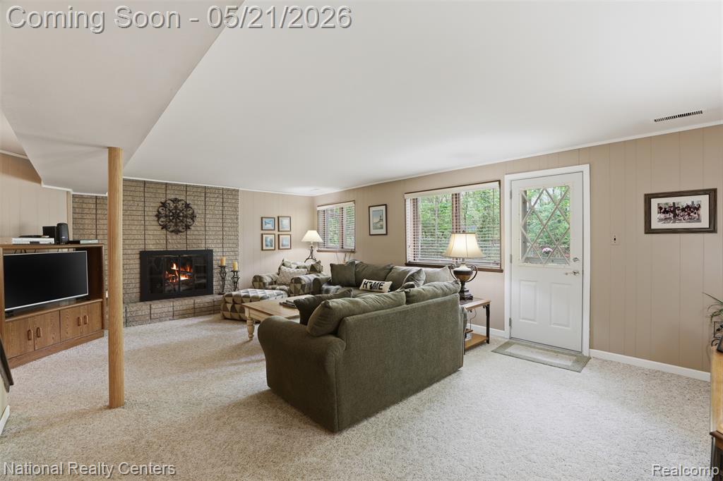 16607 Macarthur, Redford, MI 48240 — Photo 40