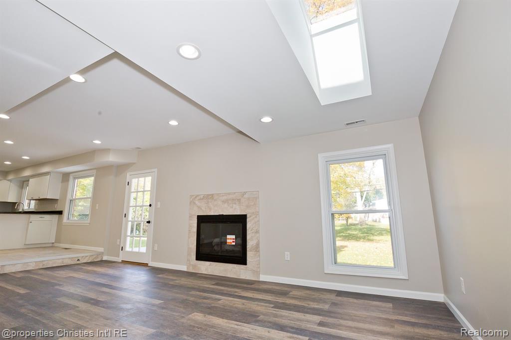 5582 NORTHCOTE, West Bloomfield, MI — Photo 21