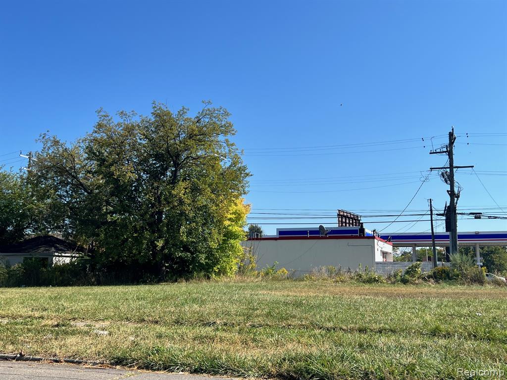 13042 Evanston Street, Detroit, MI, 48213