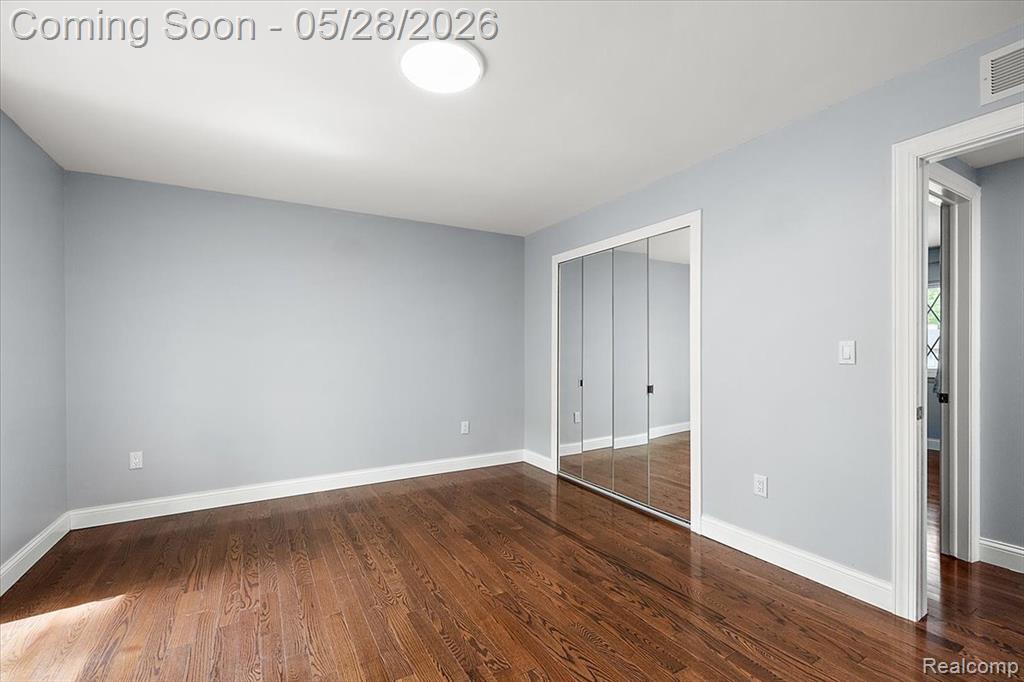 25136 Westmoreland Drive, Farmington, MI 48336 — Photo 26