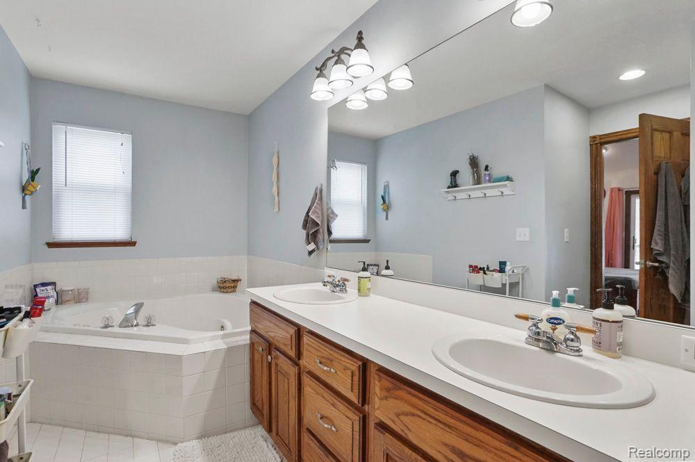 6184 SHORT CUT Road, Cottrellville, MI — Photo 23