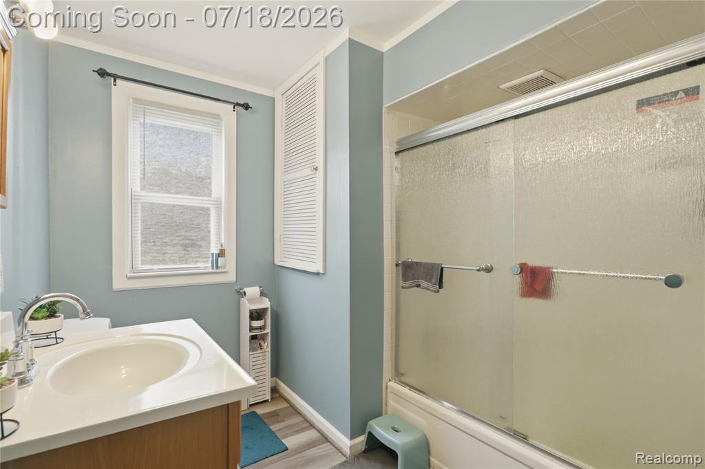 6915 Braun, Center Line, MI 48015 — Photo 12