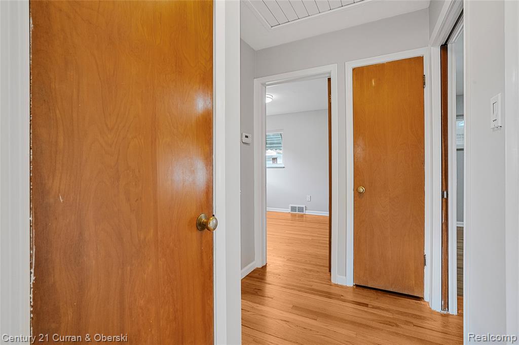 9335 Louis Street, Redford, MI 48239 — Photo 11
