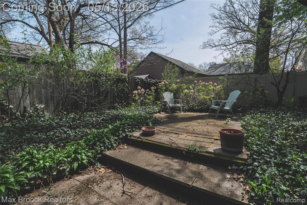 68 Kensington Boulevard, Pleasant Ridge, MI — Photo 27