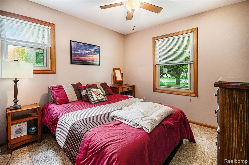 9300 Clippert Street, Taylor, MI 48180 — Photo 19