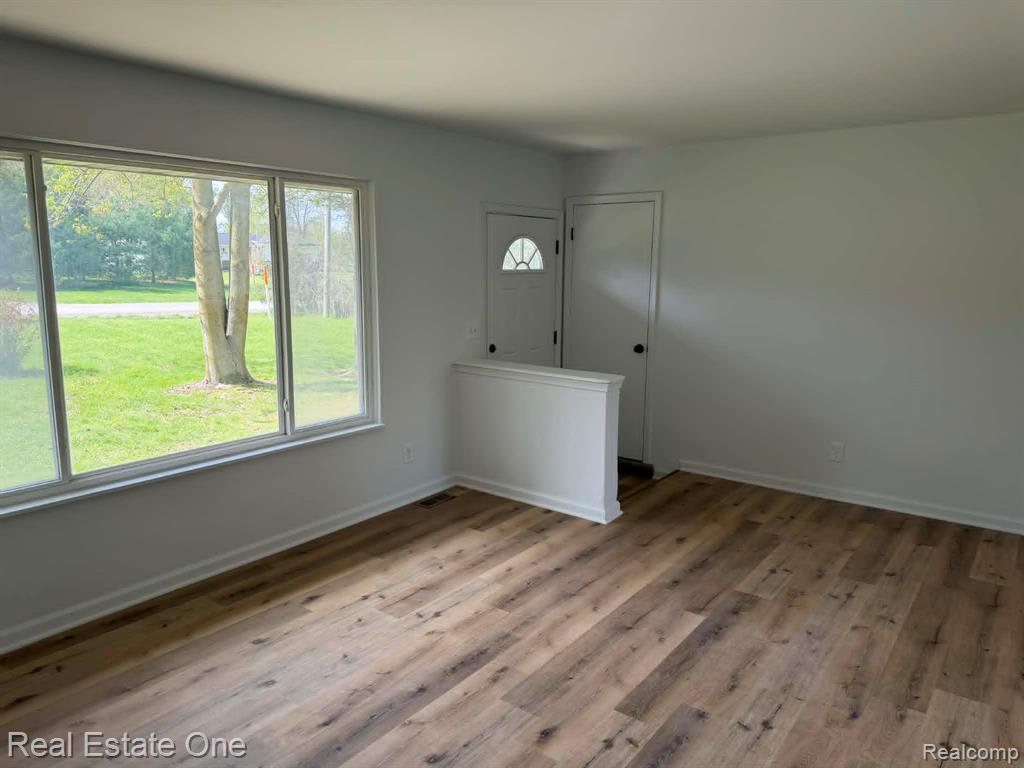 10343 Coolidge Road, Goodrich Vlg, MI — Photo 7