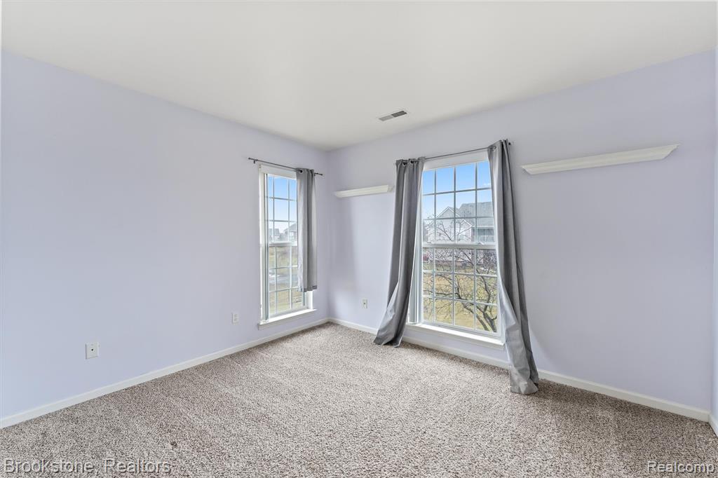 51936 Wave Lane, New Baltimore, MI — Photo 18
