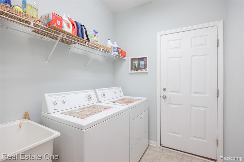49539 Stillmeadow Court, Macomb, MI 48042 — Photo 23