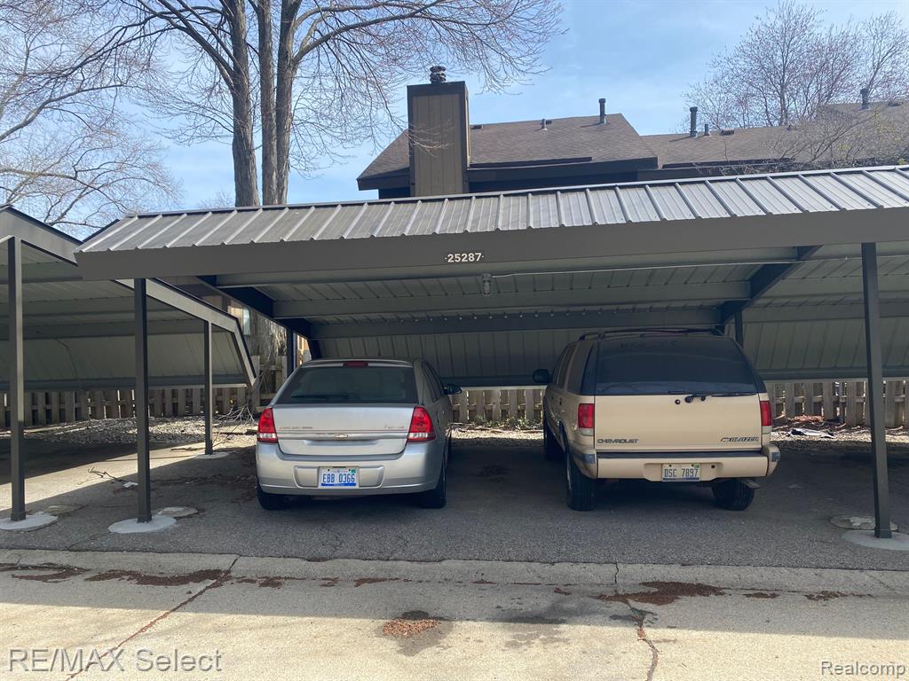 25287 MAPLEBROOKE Drive, Southfield, MI 48033 — Photo 3
