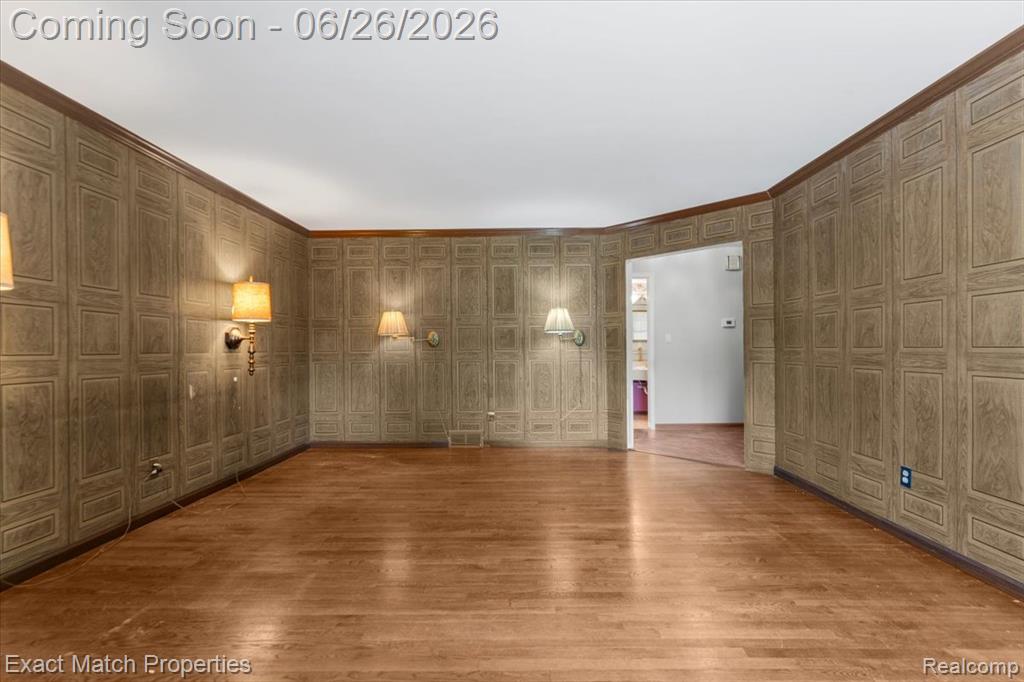 6737 Alderley Way, West Bloomfield, MI — Photo 26