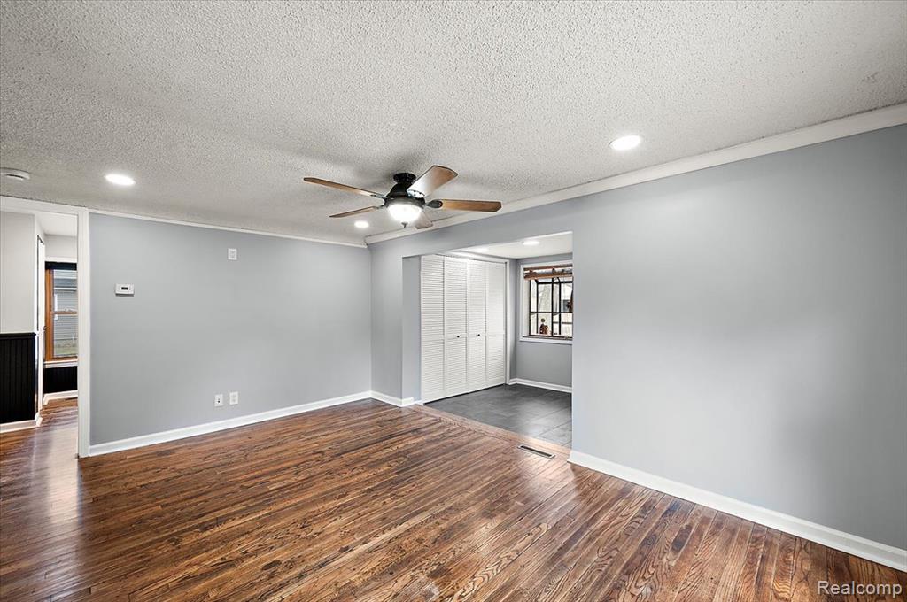 7243 Garvin, Waterford, MI 48329 — Photo 16