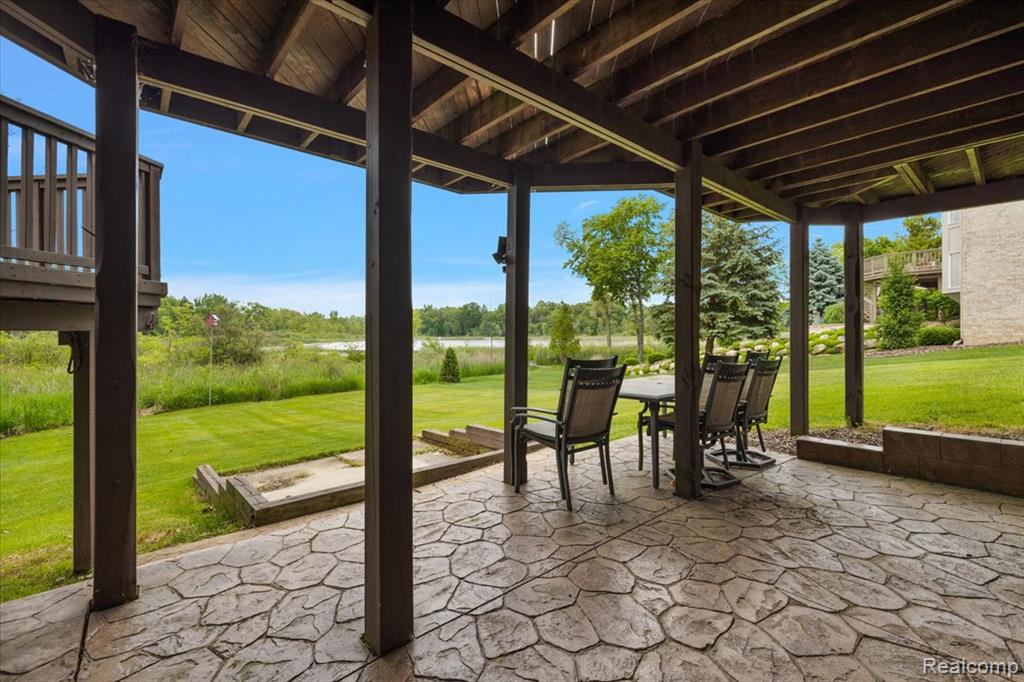 5390 Plantation Drive, Commerce Twp, MI 48382 — Photo 81