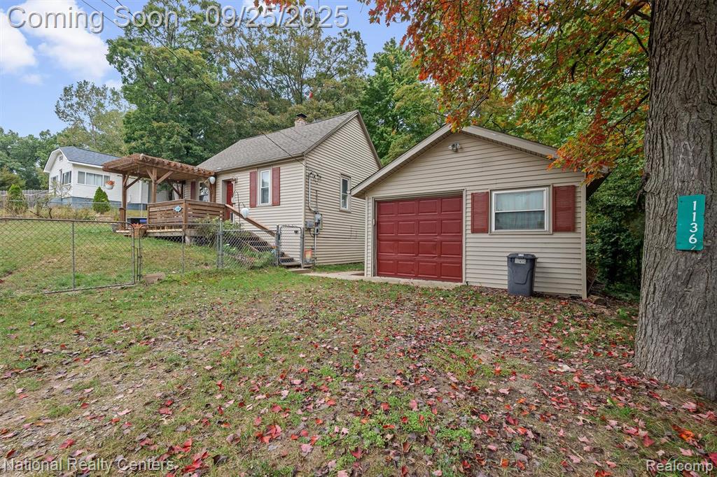 1136 Lakeshore Drive, Columbiaville, MI 48421 — Photo 21
