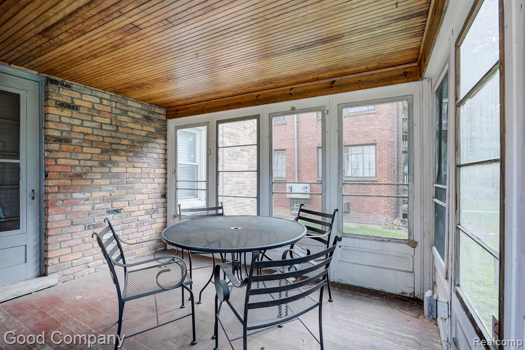 555 W BRECKENRIDGE Street, Ferndale, MI 48220 — Photo 23