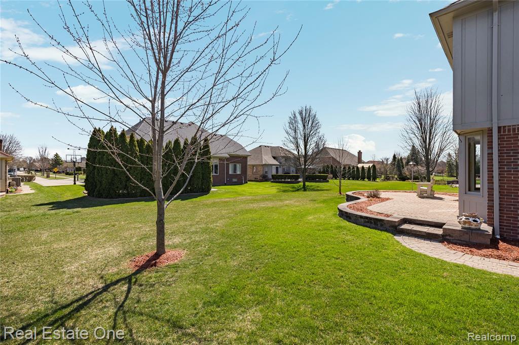 14817 Sparrow Drive, Shelby Twp, MI 48315 — Photo 57