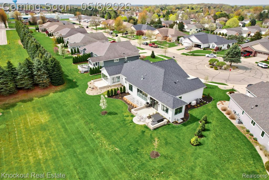 27 Hanover Drive, Frankenmuth, MI 48734 — Photo 66
