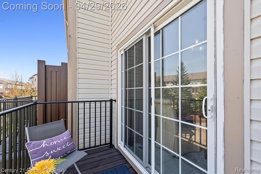 44782 Gwinnett Loop, Novi, MI 48377 — Photo 16