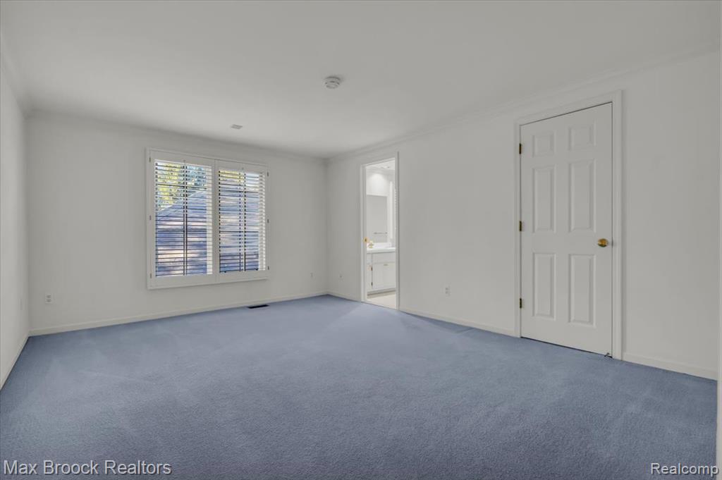 5554 Pine Brooke Court, Bloomfield Hills, MI 48304 — Photo 35
