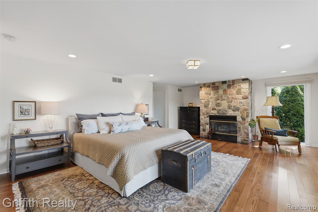5730 Cowell Road, Brighton, MI 48116 — Photo 8