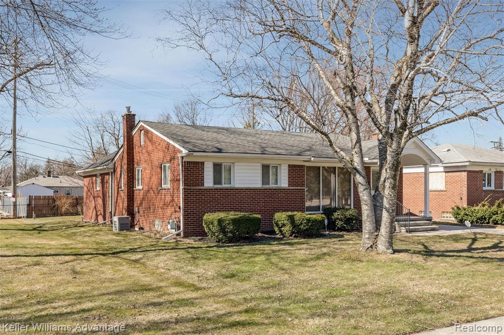 4652 Parker Street, Dearborn Heights, MI 48125 — Photo 34